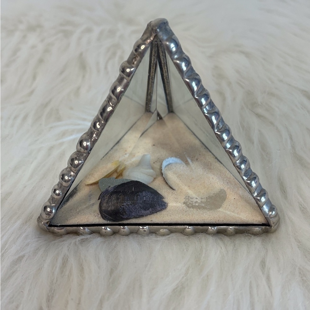 Triangular Glass Terrarium with Sand and Shells - Picture 2 of 7